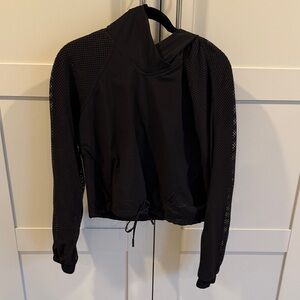 lululemon athletica Black Mesh Sleeve Top
